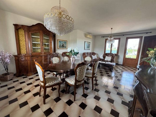 casa indipendente in vendita a Maserada sul Piave