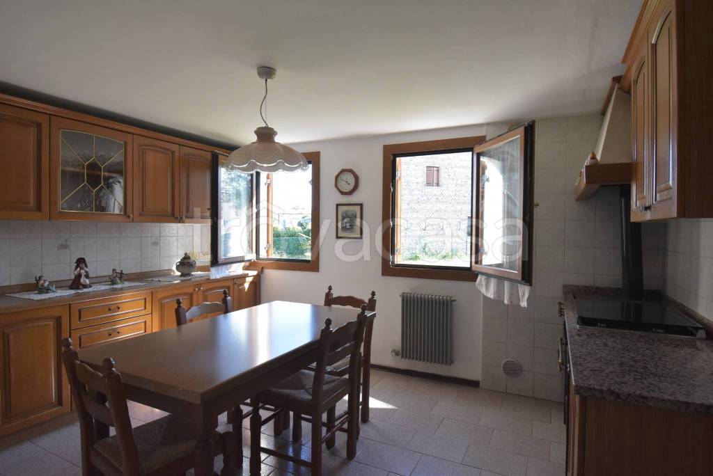 casa indipendente in vendita a Maserada sul Piave