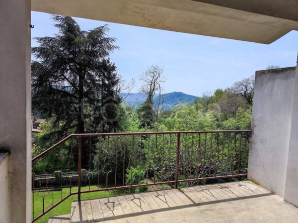 casa indipendente in vendita a Miane in zona Combai