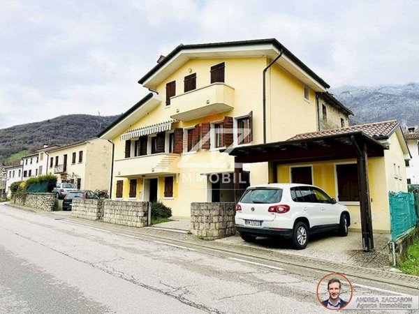 casa indipendente in vendita a Miane