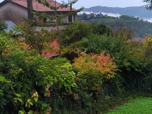 casa indipendente in vendita a Miane in zona Combai