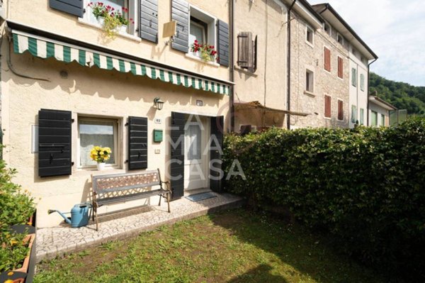 casa indipendente in vendita a Miane