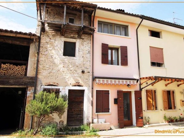 casa indipendente in vendita a Miane