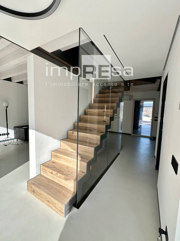 casa indipendente in vendita a Miane