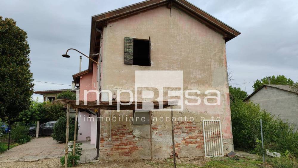 casa indipendente in vendita a Miane