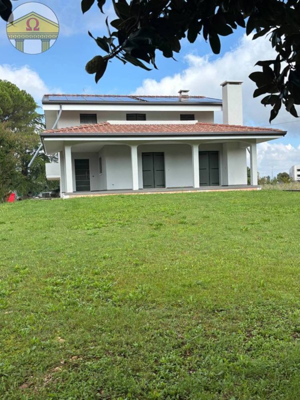 casa indipendente in vendita a Miane