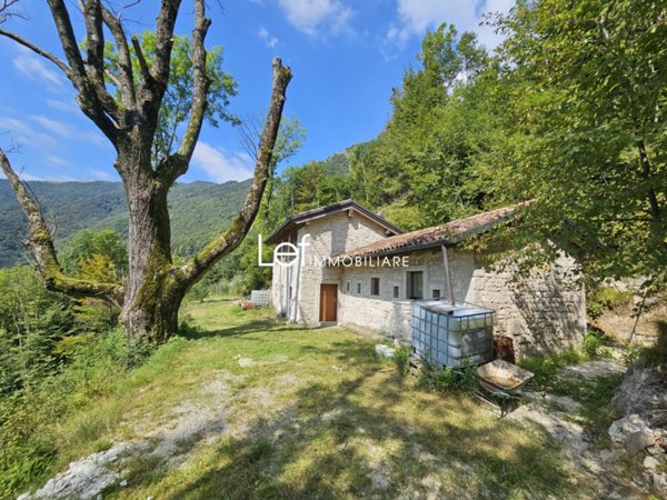 casa indipendente in vendita a Miane