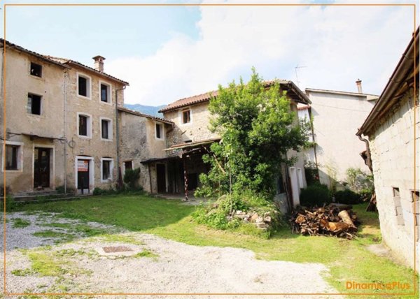 bifamiliare in vendita a Miane