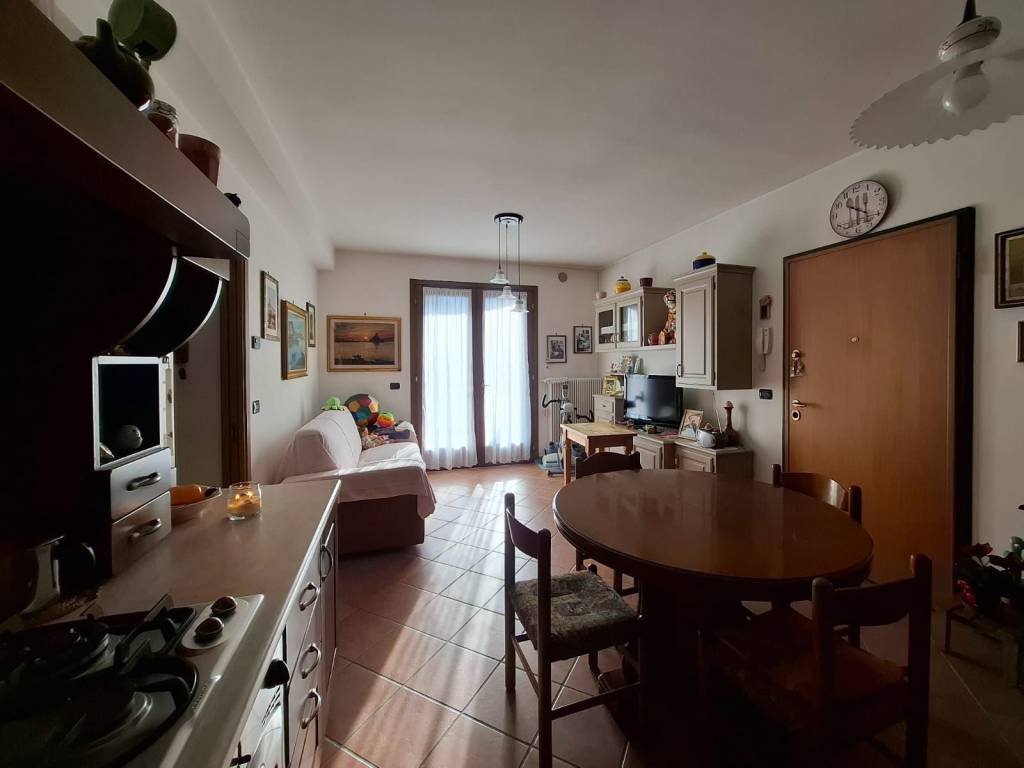 appartamento in vendita a Miane in zona Campea