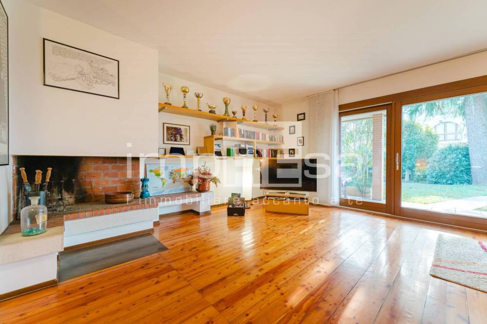 casa indipendente in vendita a Miane