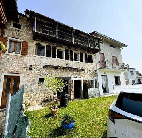 casa indipendente in vendita a Miane