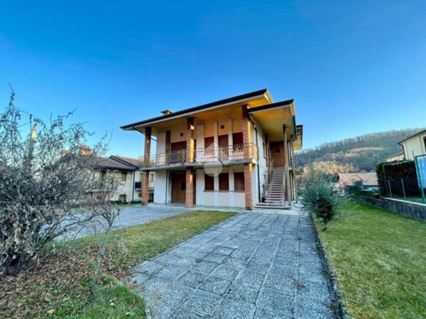 casa indipendente in vendita a Miane