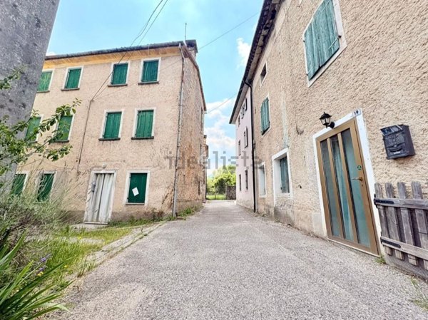 casale in vendita a Miane