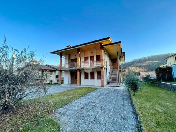 casa indipendente in vendita a Miane