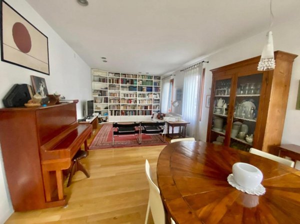 casa indipendente in vendita a Mogliano Veneto