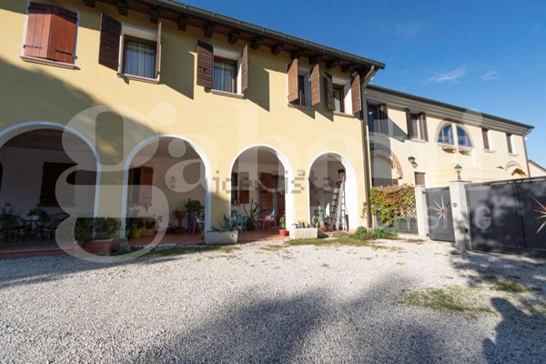 casa indipendente in vendita a Mogliano Veneto in zona Zerman