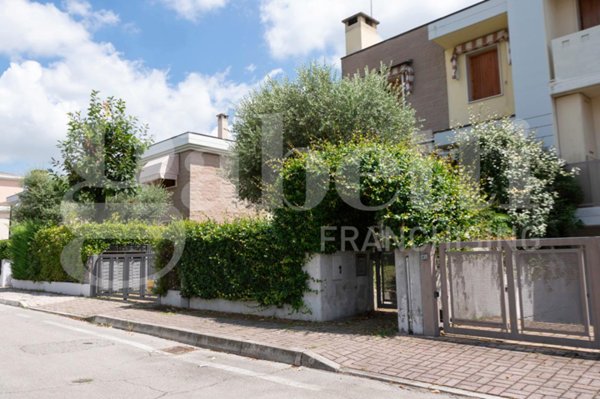 casa indipendente in vendita a Mogliano Veneto
