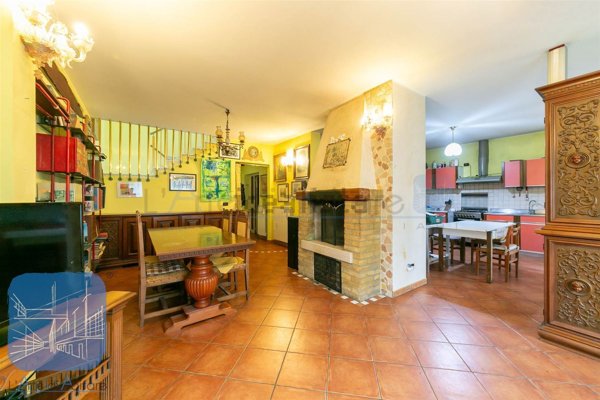 esavano in vendita a Mogliano Veneto