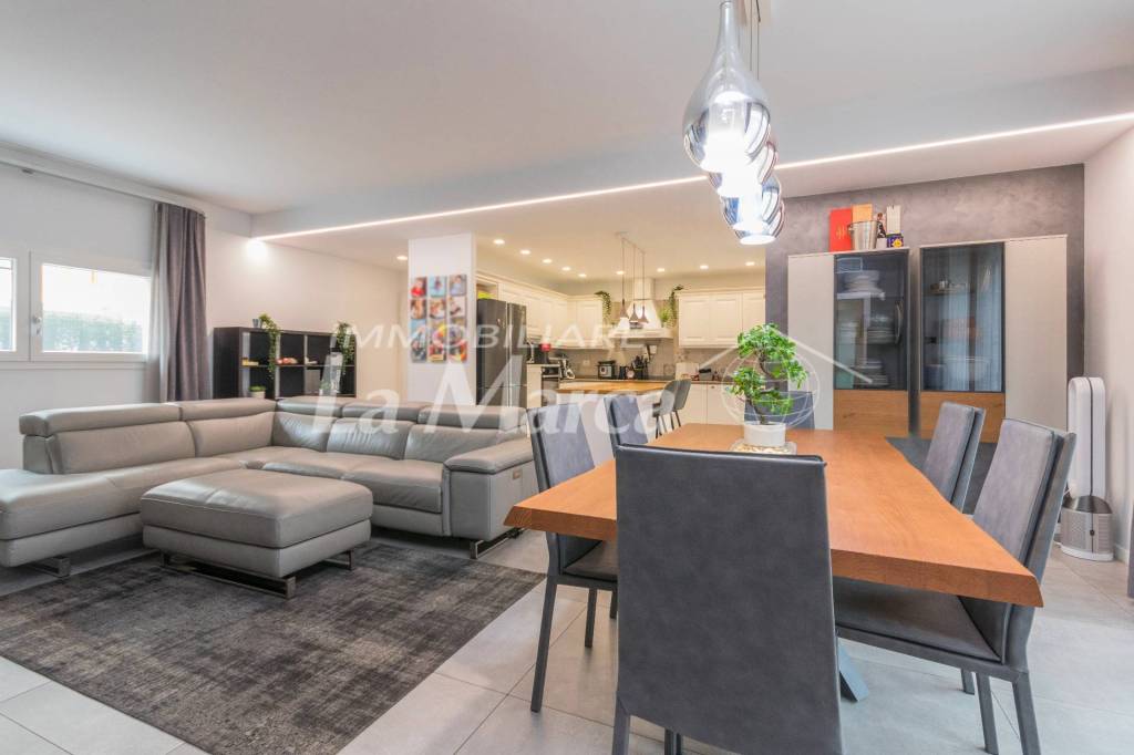 casa indipendente in vendita a Mogliano Veneto