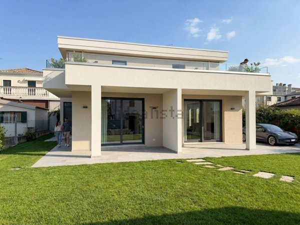casa indipendente in vendita a Mogliano Veneto