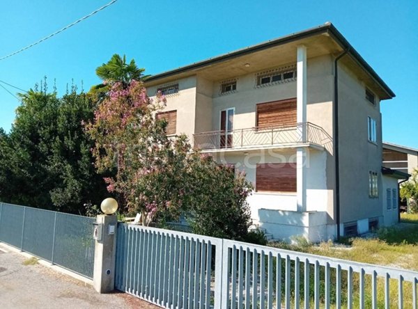 casa indipendente in vendita a Monastier di Treviso in zona Fornaci