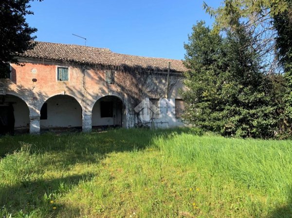 casale in vendita a Monastier di Treviso
