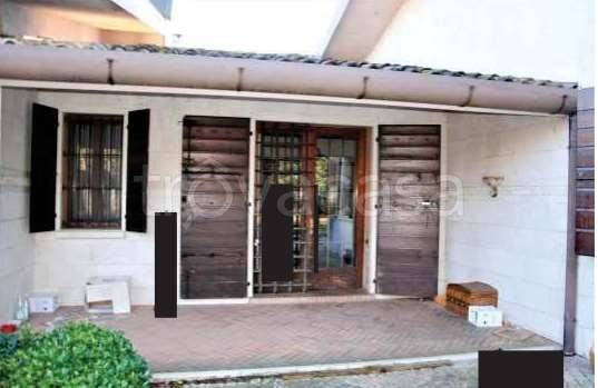 casa indipendente in vendita a Monastier di Treviso in zona Fornaci