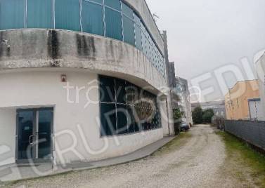 locale commerciale in vendita a Monastier di Treviso