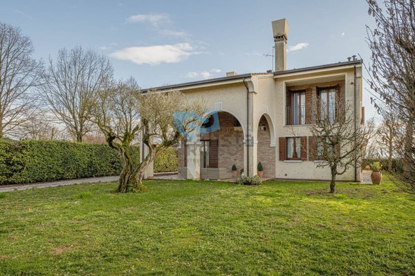 casa indipendente in vendita a Monastier di Treviso in zona Fornaci