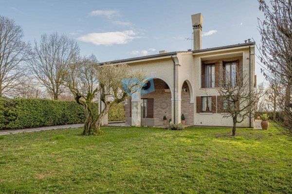 casa indipendente in vendita a Monastier di Treviso in zona Fornaci
