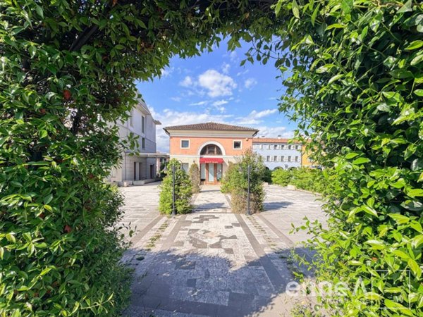 negozio in vendita a Monastier di Treviso