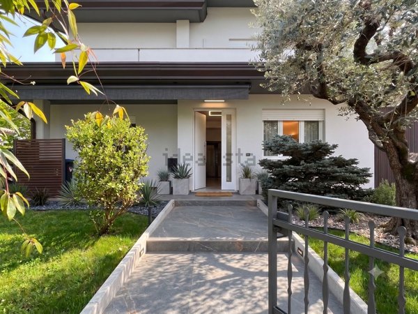 casa indipendente in vendita a Monastier di Treviso in zona Fornaci