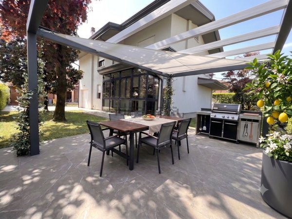 casa indipendente in vendita a Monastier di Treviso in zona Pralongo