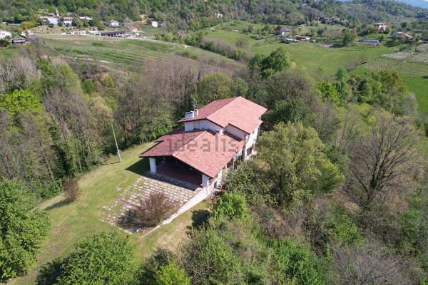 casa indipendente in vendita a Monfumo
