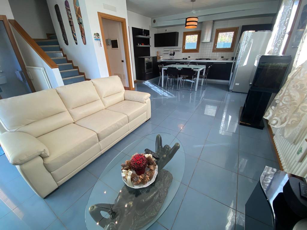 casa indipendente in vendita a Montebelluna