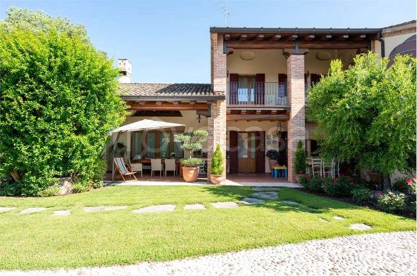 casa indipendente in vendita a Montebelluna in zona San Gaetano