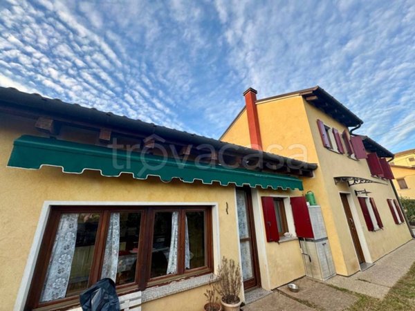 casa indipendente in vendita a Montebelluna