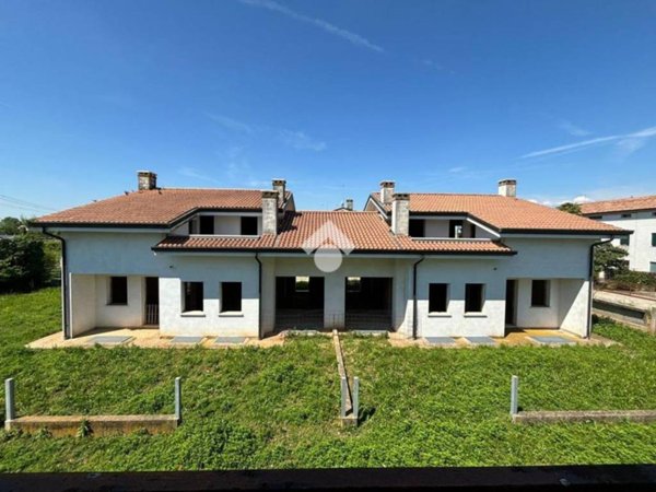 casa indipendente in vendita a Montebelluna in zona Sant'Andrea