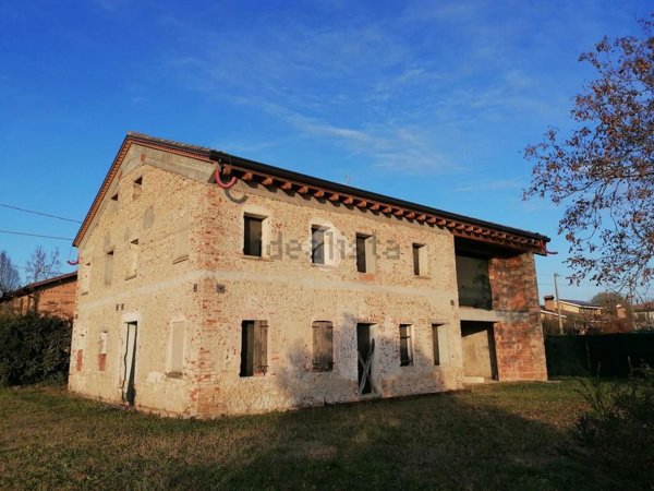 appartamento in vendita a Montebelluna in zona Sant'Andrea
