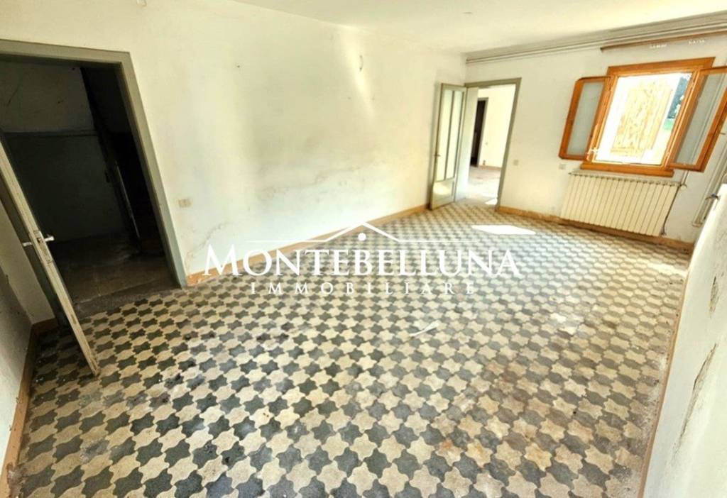 casa indipendente in vendita a Montebelluna