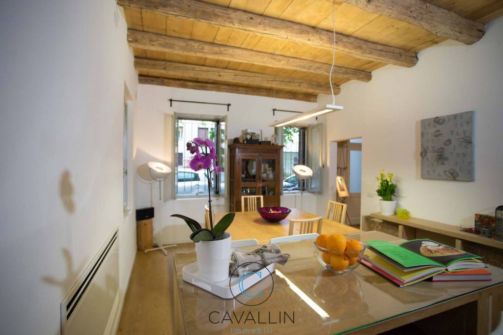 casa indipendente in vendita a Montebelluna