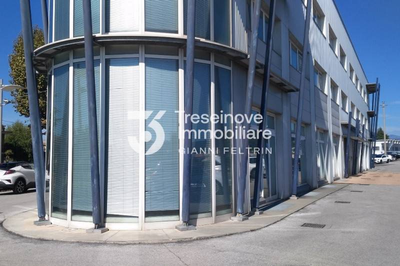 ufficio in vendita a Montebelluna