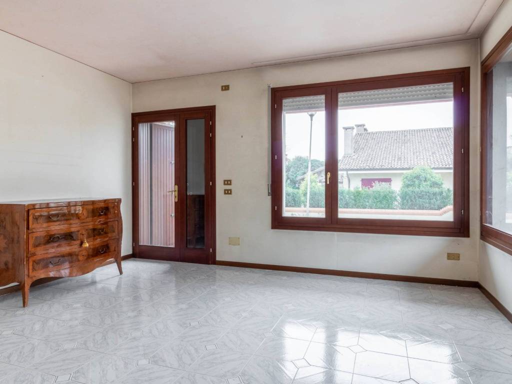 casa indipendente in vendita a Montebelluna