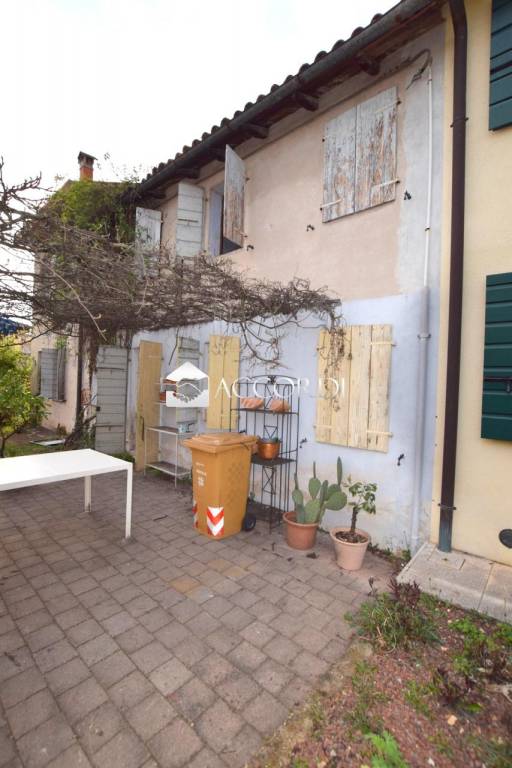 casa indipendente in vendita a Montebelluna