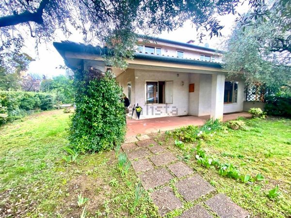 casa indipendente in vendita a Montebelluna