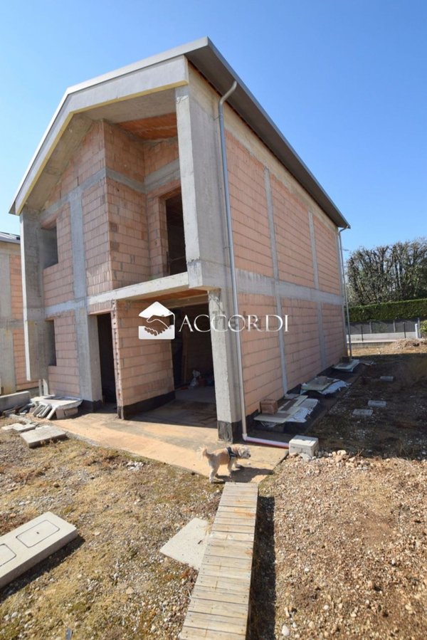 casa indipendente in vendita a Montebelluna