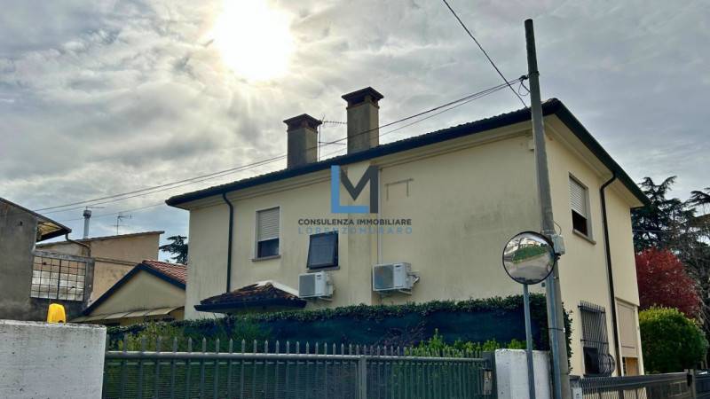 casa indipendente in vendita a Montebelluna