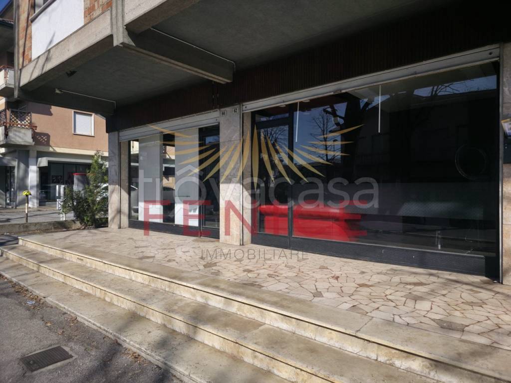 negozio in vendita a Montebelluna