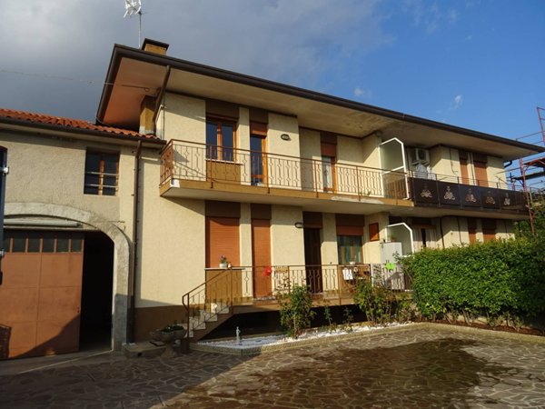 casa indipendente in vendita a Montebelluna in zona San Gaetano