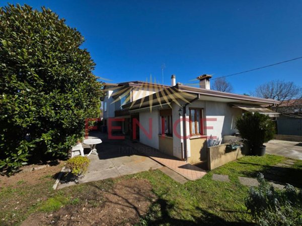 casa indipendente in vendita a Montebelluna